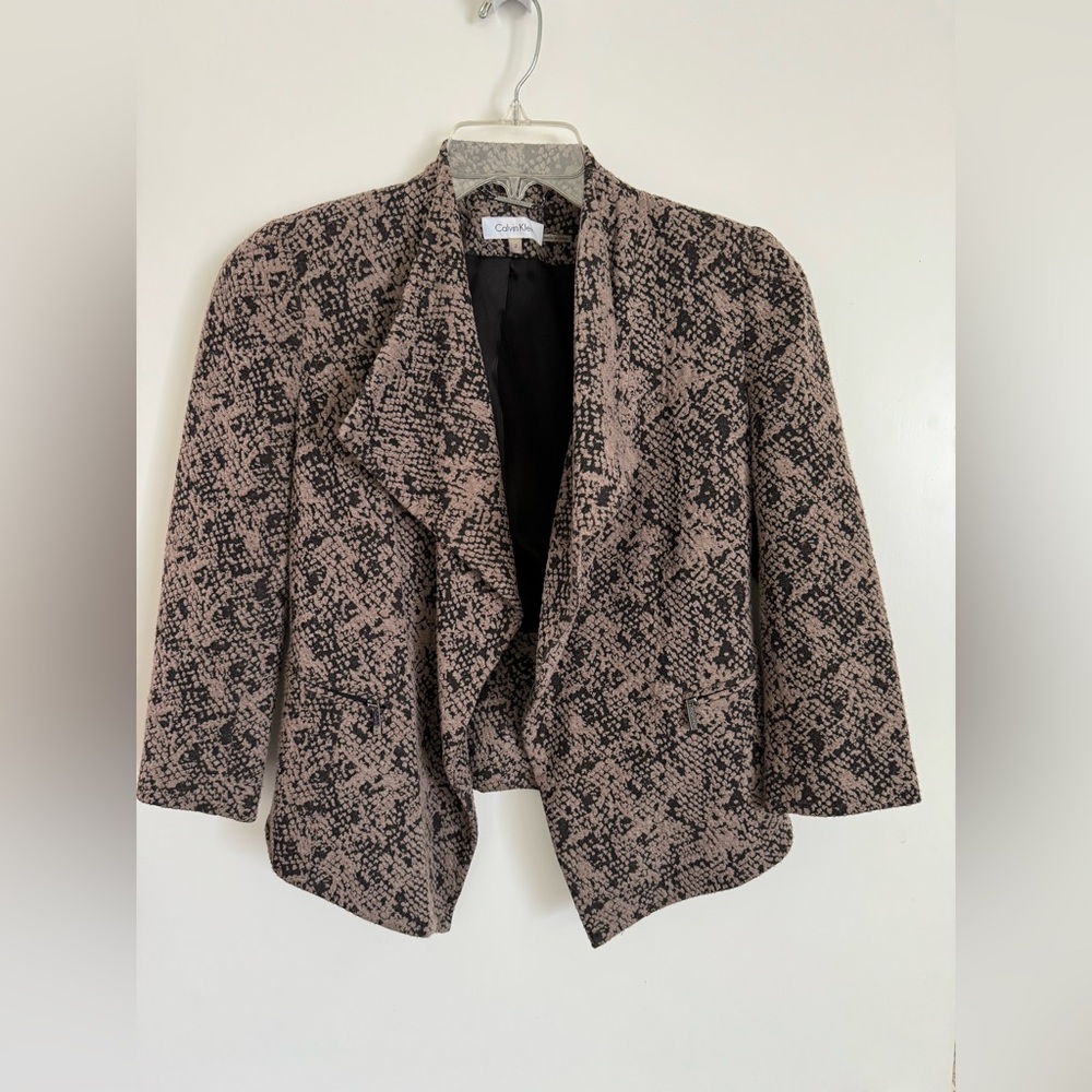 Calvin Klein Women's Black and Cream Blazer